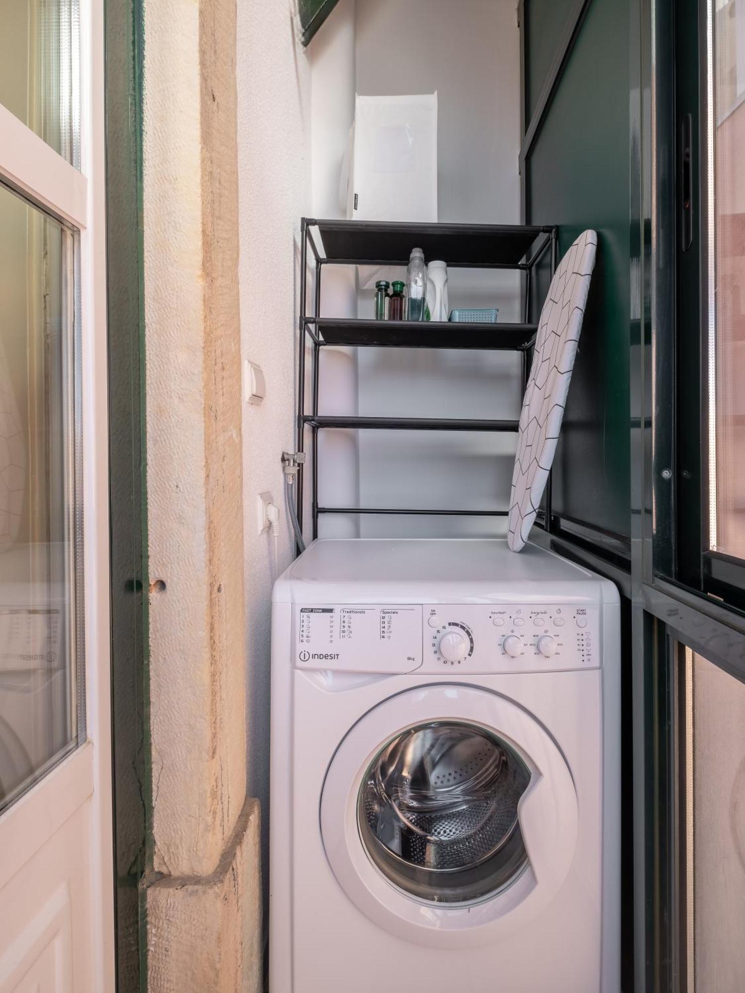 Cool Apartment Near Alfama Lisabona Exterior foto